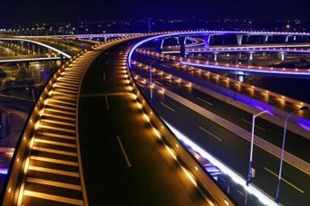 城市(shi)道(dao)路(lu)炤(zhao)明(ming)